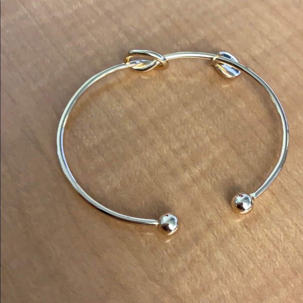Infinity bracelet - Picture 3 of 3